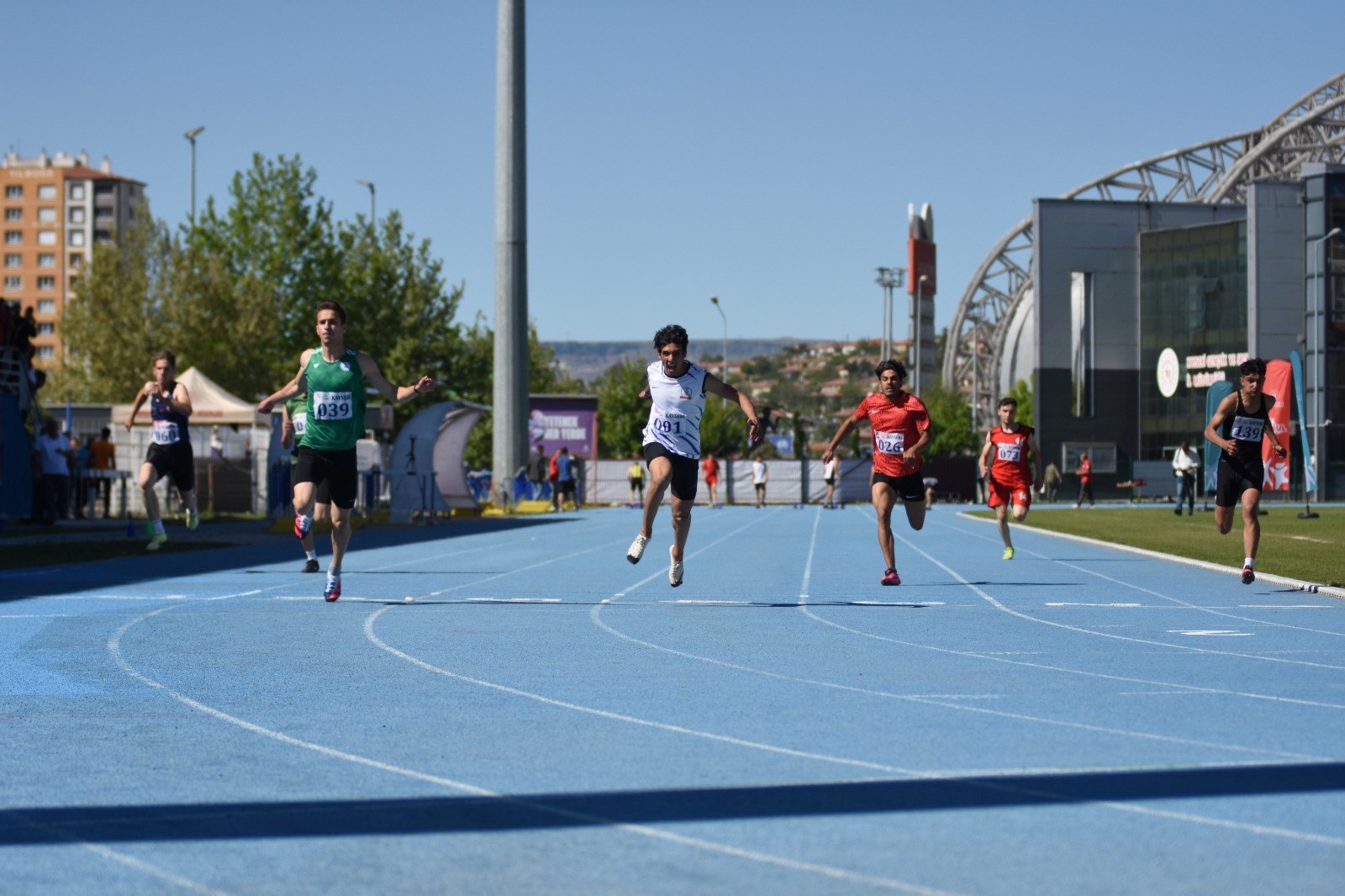 Liselerarası Türkiye Atletizm Şampiyonası Kayseri’de yapılıyor