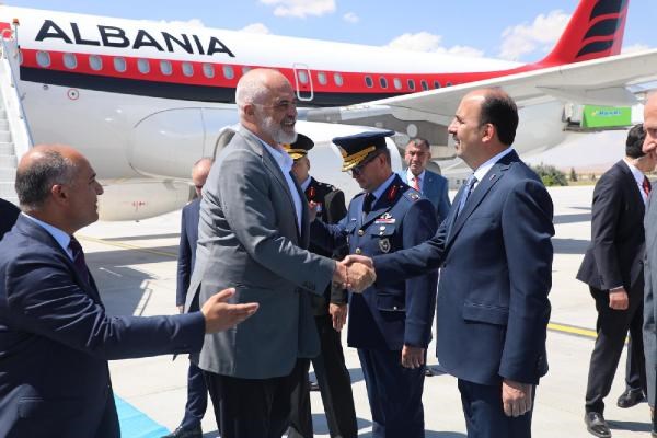 Filistin ve Arnavutluk başbakanları Konya'da