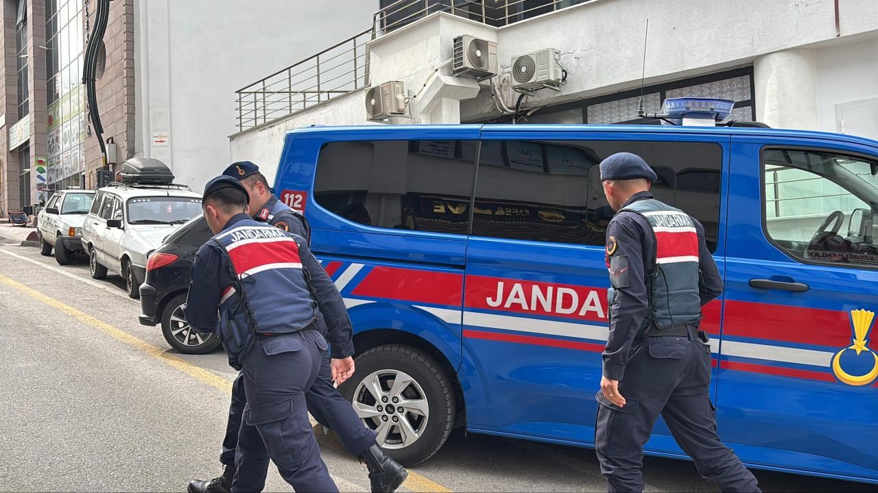 Bolu'daki rüşvet operasyonunda 2 şüpheli tutuklandı